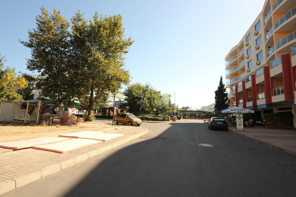 Menada Apartments In Sunny Beach Exterior photo