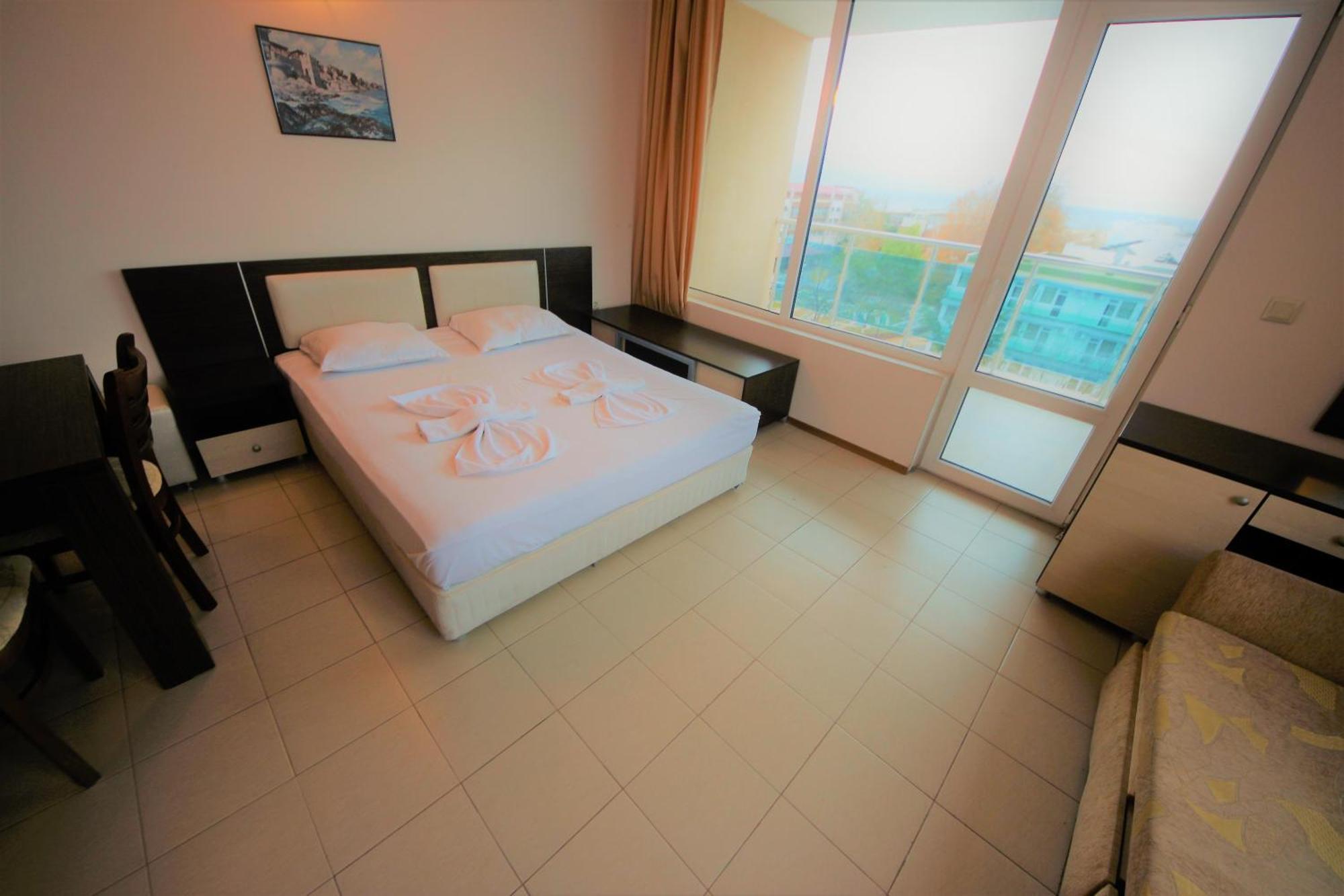 Menada Apartments In Sunny Beach Room photo